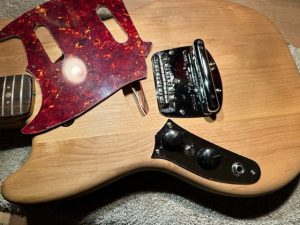 Fender Musicmaster 1976 Project, Complete Rebuild