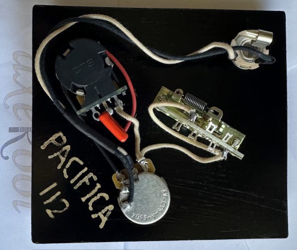 Yamaha Pacifica 112 (HSS) with Coil Split Wiring Harness