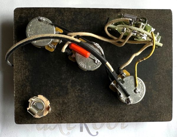 Fender Stratocaster HSH Vintage Style Wiring Harness with 5-way Switch