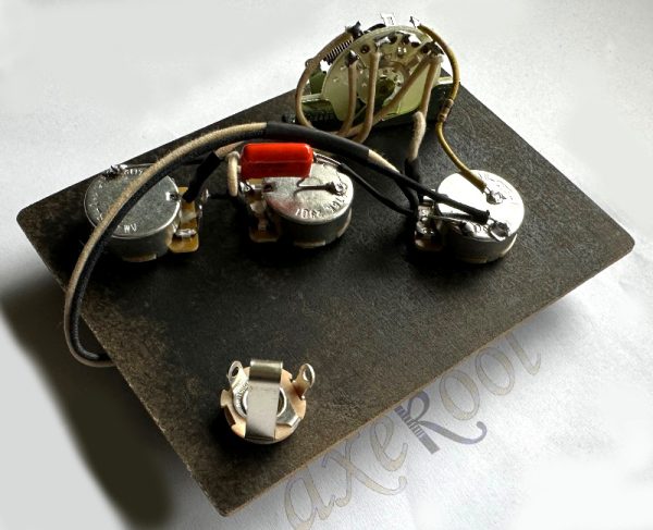 Fender Stratocaster HSH Vintage Style Wiring Harness with 5-way Switch