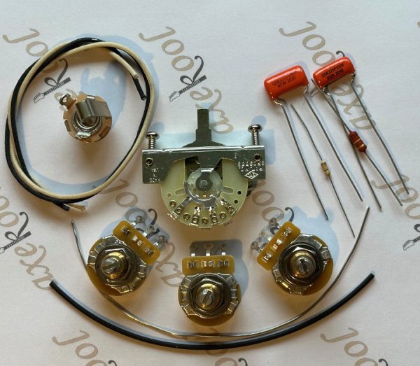 Fender Stratocaster HSH Vintage Style Wiring Kit